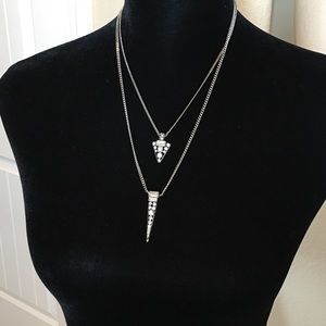 Chloe + Isabel Jewelry - Stargaze Convertible Pendant Necklace Chloe + Isabel Jewelry - Stargaze Convertible Pendant Necklace
